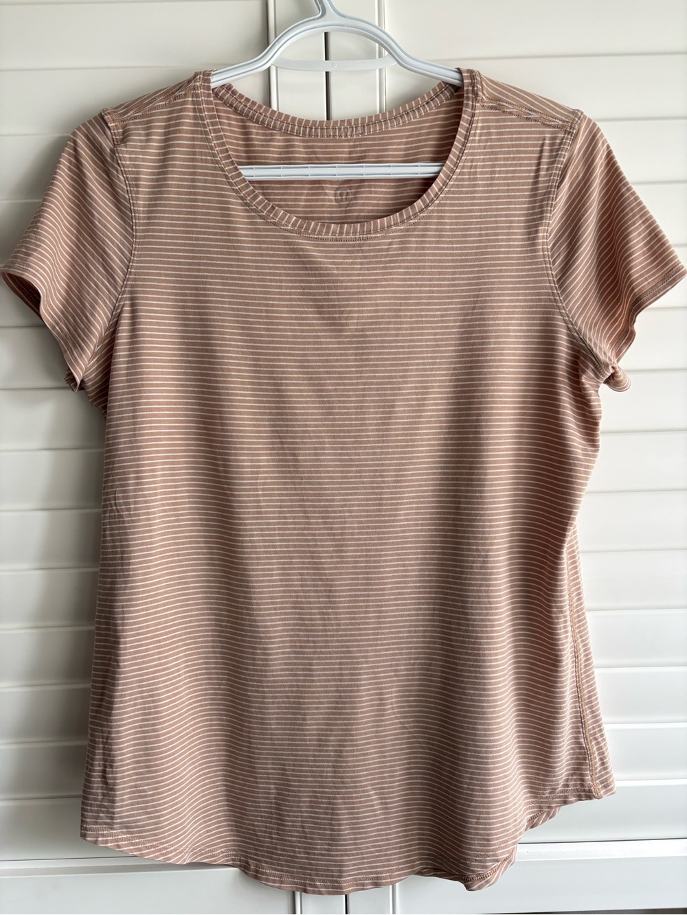Lululemon love crewneck t-shirt size 6